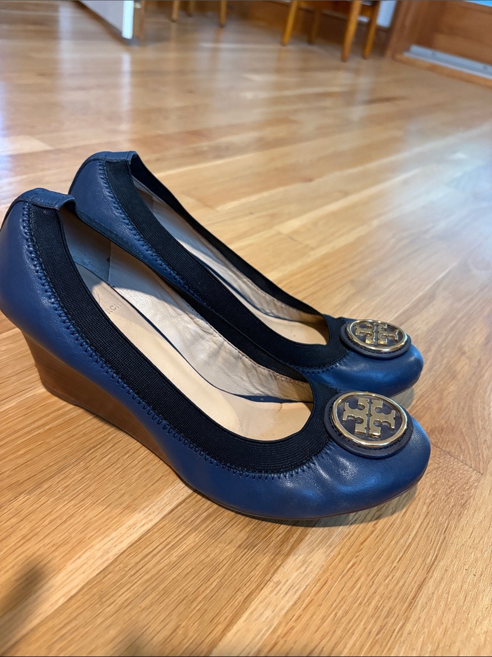 Tory Burch Navy Blue Reva Logo Round-Toe Flats